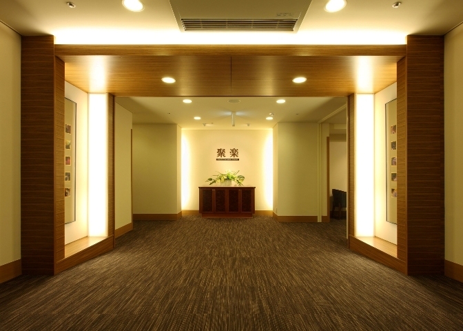 01　8階 コンベンションホール‘聚楽’エントランス.jpg